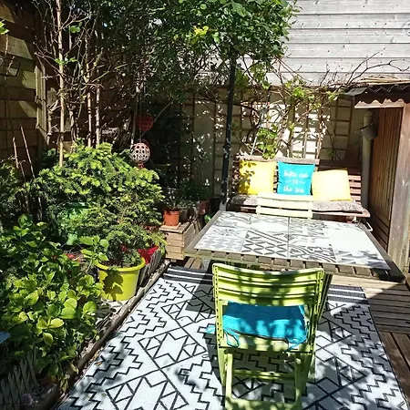 L'atelier De Jocelyne Homestay Beuzeville