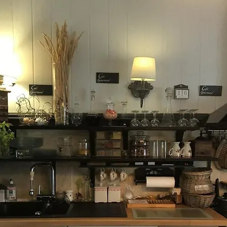 L'atelier De Jocelyne Beuzeville