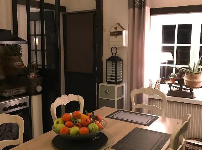 L'atelier De Jocelyne Homestay Beuzeville